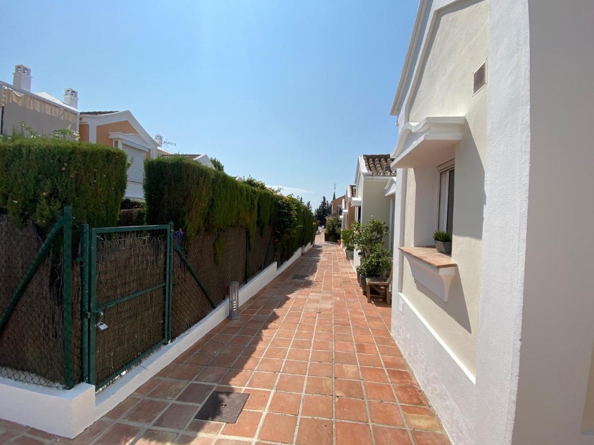 Charming 1 Bedroom Suite With Shared Kitchen Next To Puerto Banus Марбеля Екстериор снимка